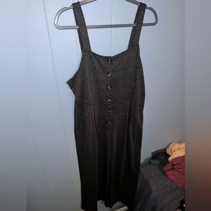 Women’s romper with pockets